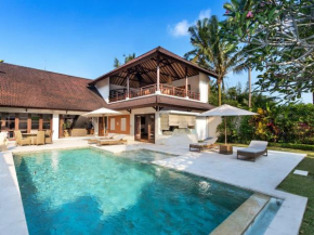 Villa Candi Kecil Tujuh by Villa Finder